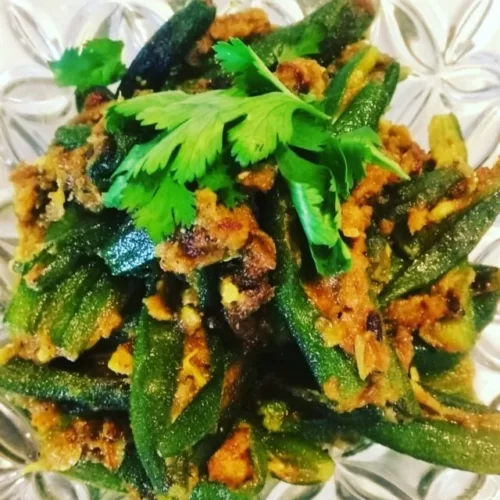 Bharwa Bhindi Recipe In Hindi